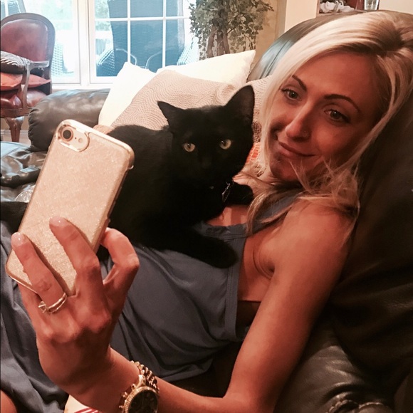 Meet your Posher, Karibeth - Picture 8 of 8